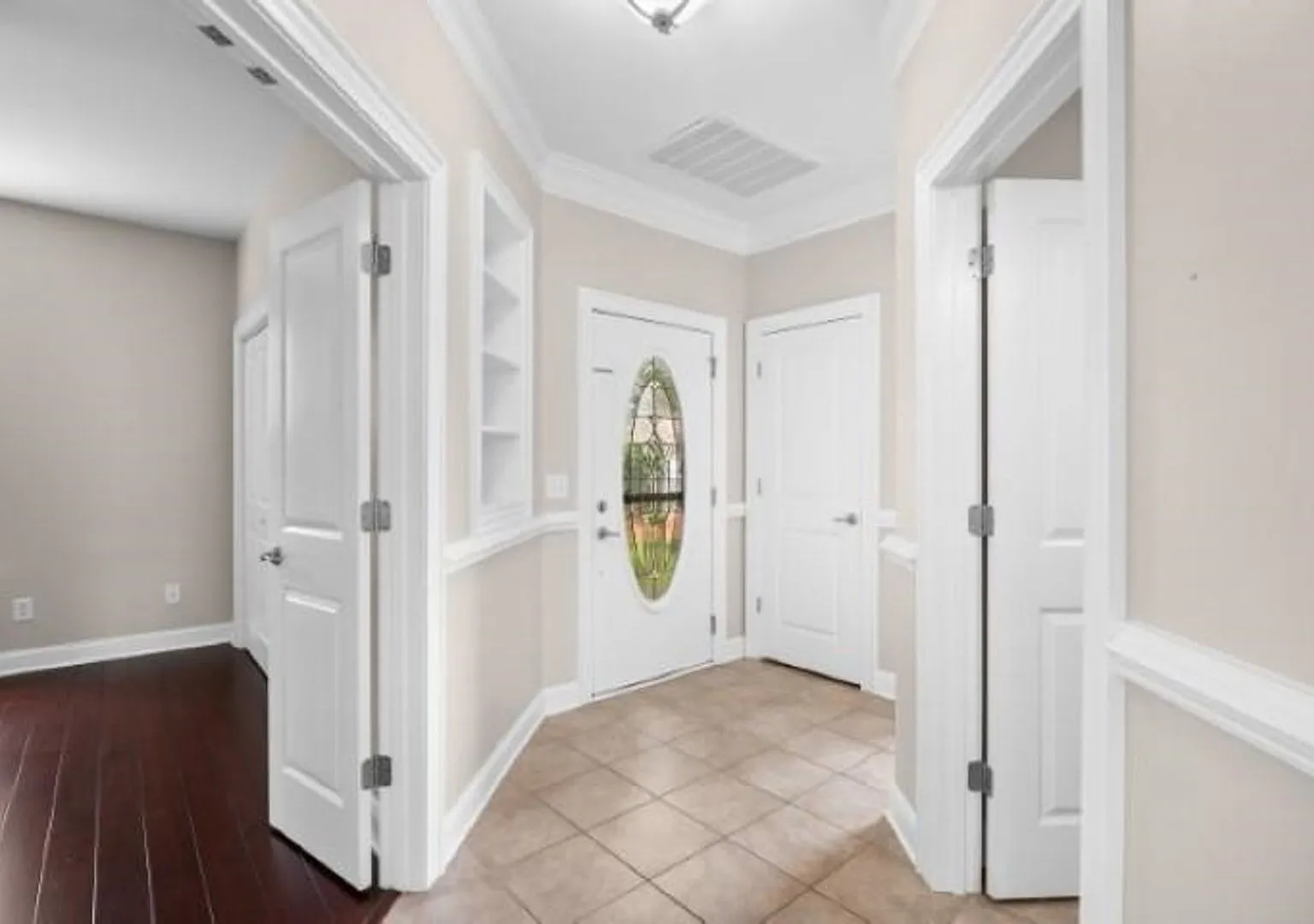 Surfside Beach Club Home!! Available Immediately! — Photo 4