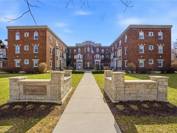 54 Dufferin Ave #1, Brantford, ON N3T 4P5