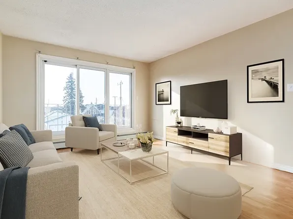 4918 45th St #5, Camrose, AB T4V 1E4