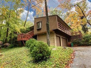 4098 Wagner Rd, Sugarcreek Township, OH 45440