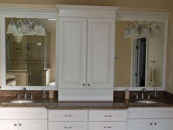 4th image of 816 Clover Hill Ct