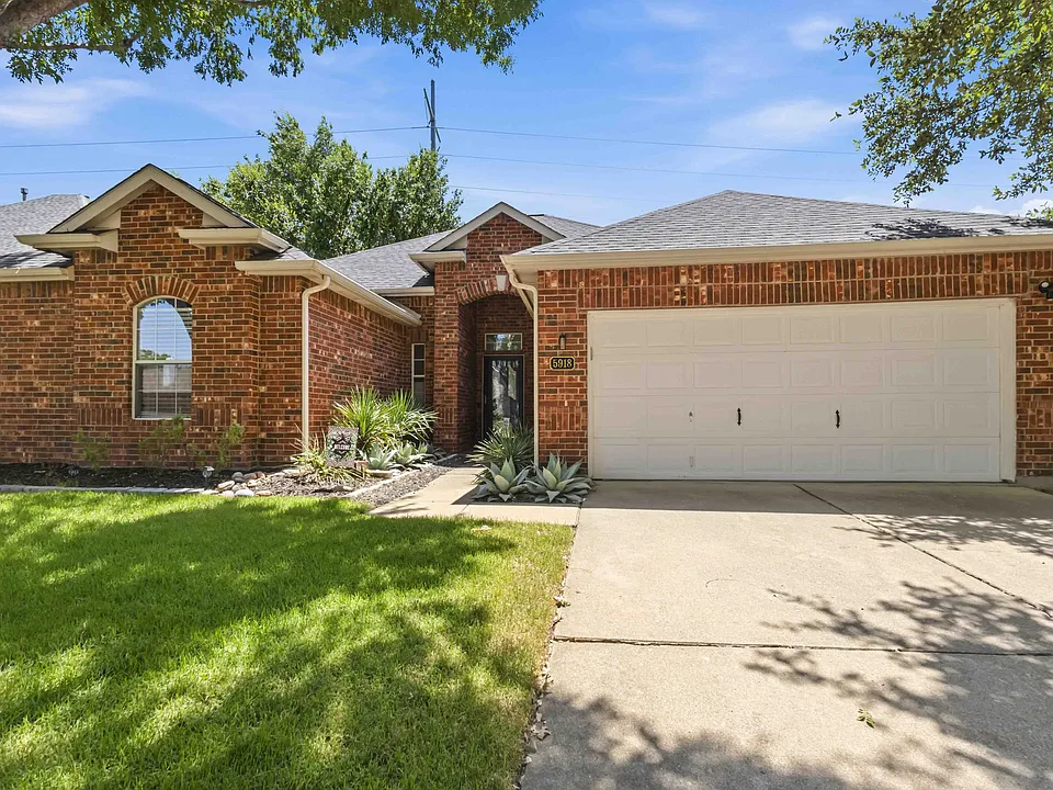 5918 Lafayette Dr