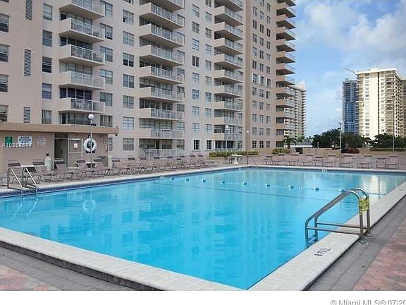 4th image of 251 174th St APT 1218