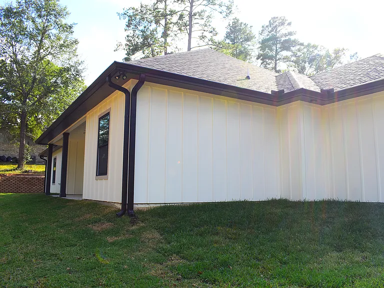 2713 Sullivan Dr — Photo 10