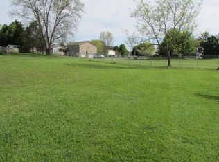 374 Walnut Ln, Corryton, TN 37721