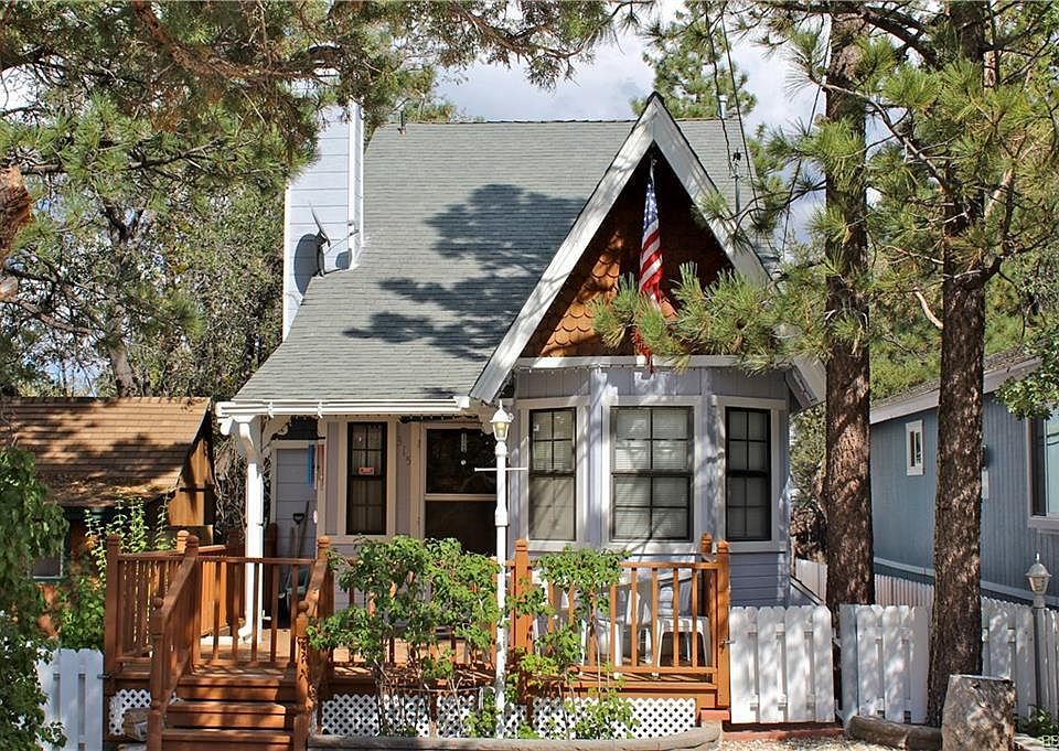 1st image of 315 Santa Barbara Ave