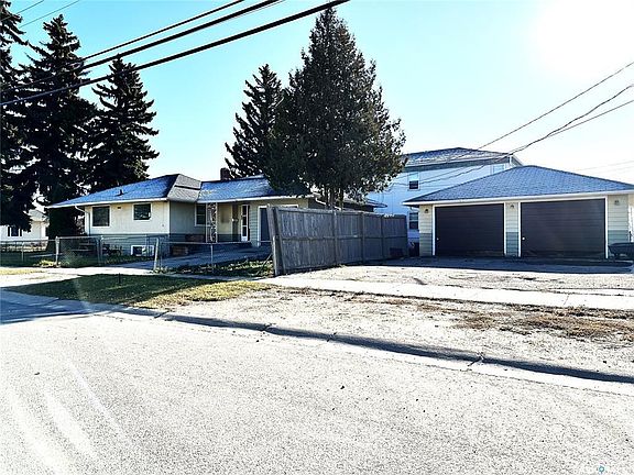 2nd image of 637 6th St