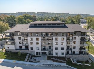 17 Cleave Ave #409, Prince Edward County, ON K0K2T0