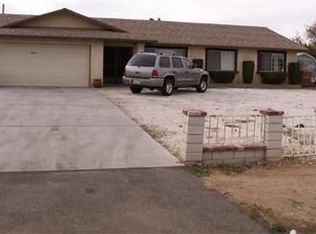 12628 Waynoka Rd, Apple Valley, CA 92308