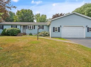 22 Kennedy Dr, Oswego, NY 13126