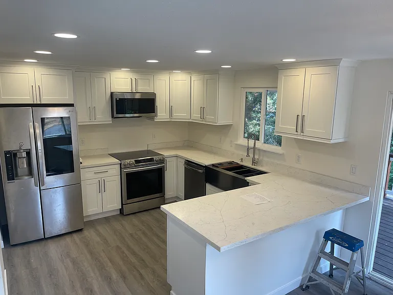 11911 Clover Creek Dr SW — Photo 2