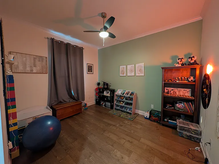 401 Cypress View Dr — Photo 18