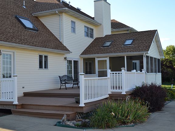 3rd image of 154 Bakerfield Dr