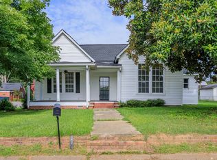 121 Myers Ave, Trion, GA 30753