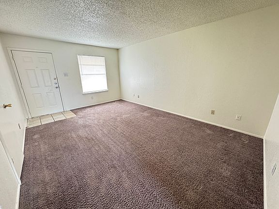 3rd image of 1106 Eastside Dr #B
