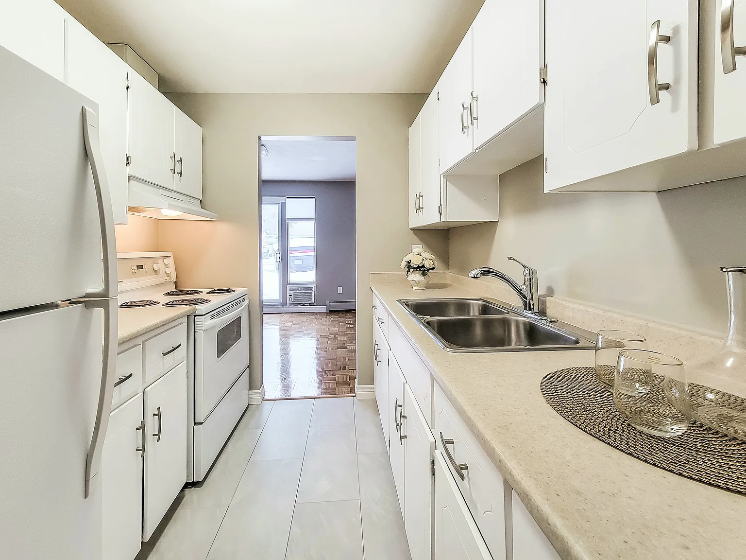 Belsyde Village Apartments - Choose your rent level - Call for Details - All utilities included — Photo 3