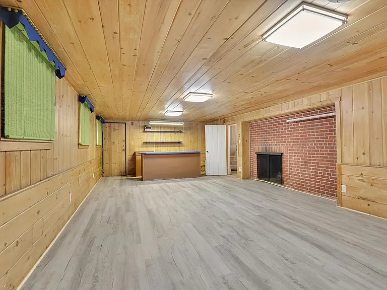 11 W Ridge Dr — Photo 27