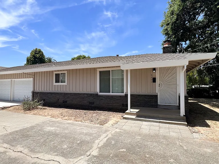 6456 18th Ave — Photo 3