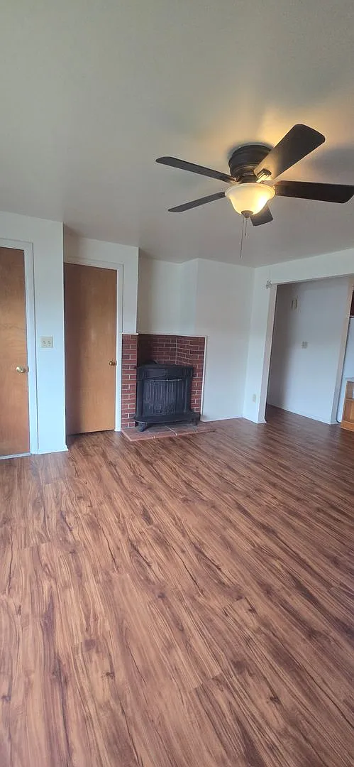 1030 Jackson — Photo 3