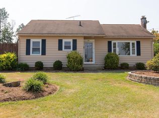 551 Stanley Ave, Chambersburg, PA