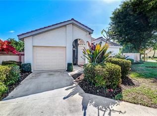1350 Naples Lake Dr, Naples, FL 34104