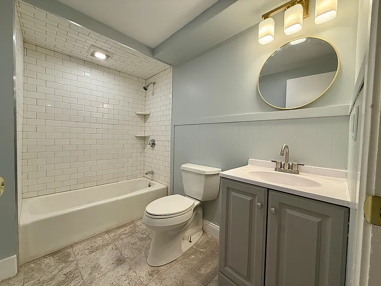 112 Keene St #3B — Photo 6