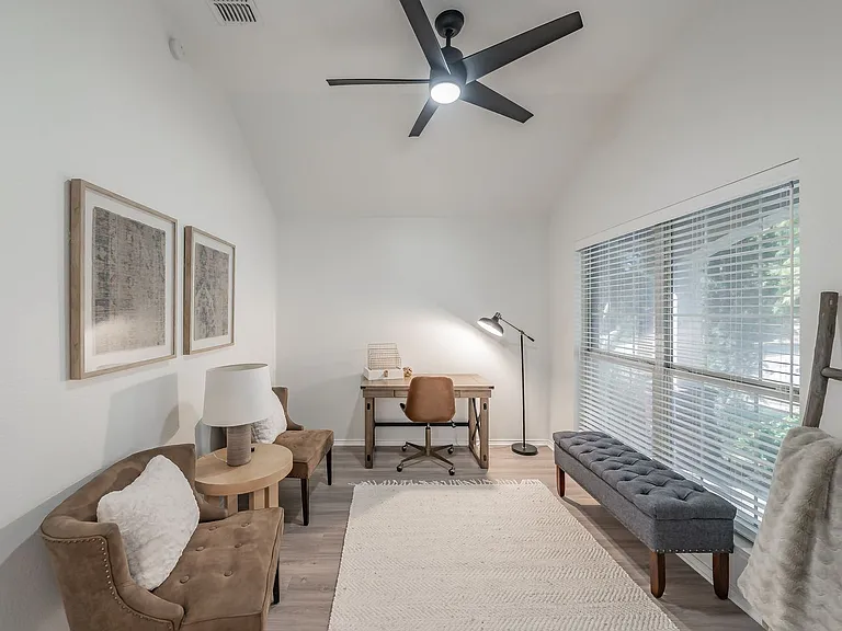 9040 Weller Ln — Photo 21