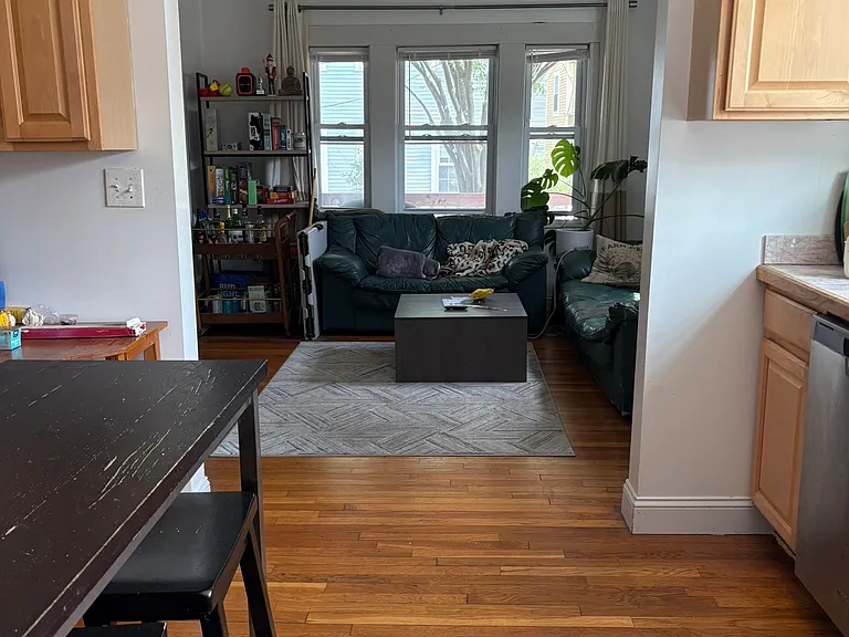 55 Elm St #1 — Photo 3