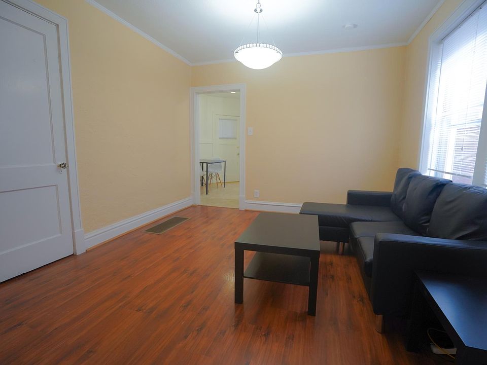 1st image of 914 Eastgate Ave #1