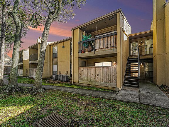 5th image of 3300 Pebblebrook Dr APT 75