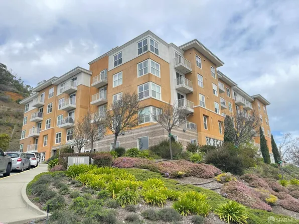501 Crescent Way APT 5303, San Francisco, CA 94134