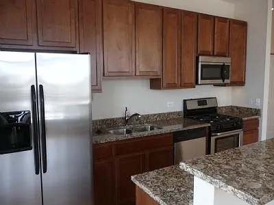 3559 N Milwaukee Ave #2B — Photo 3