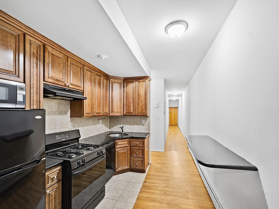 1st image of 71 Wyckoff St #2D