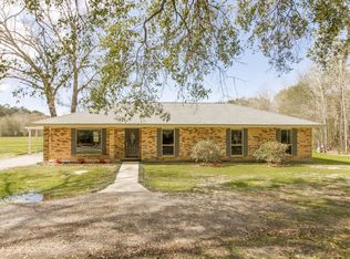 22052 Wittie Rd, Ponchatoula, LA 70454