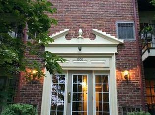 1050 Eve Dr APT C, Pittsburgh, PA 15216