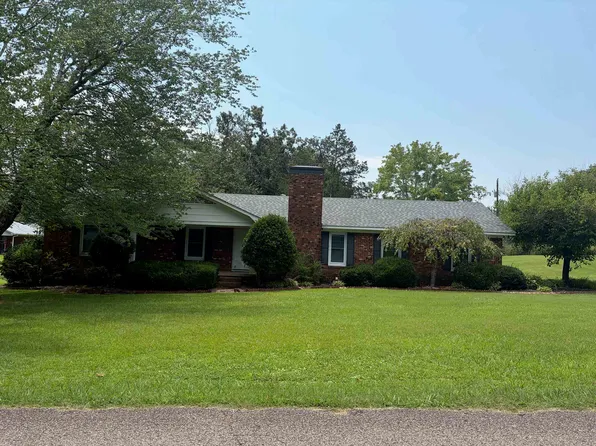 135 Poplar St, Savannah, TN 38372