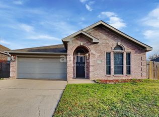 4016 Colorado Springs Dr, Fort Worth, TX 76123