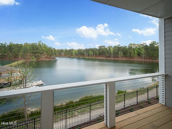 4th image of 2656 Alvernia Drive