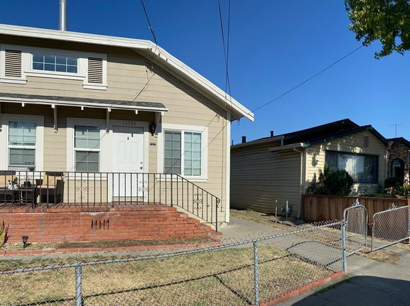 10504 Voltaire Ave #10504