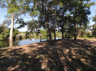 515 Garden Rd, Bay St Louis, MS 39520