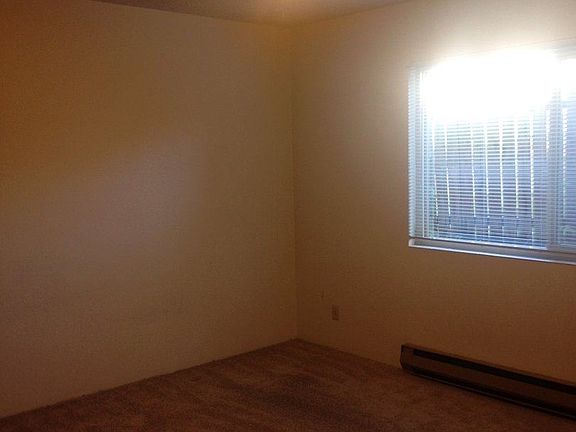 3rd image of 1530 NE 146th St APT 304