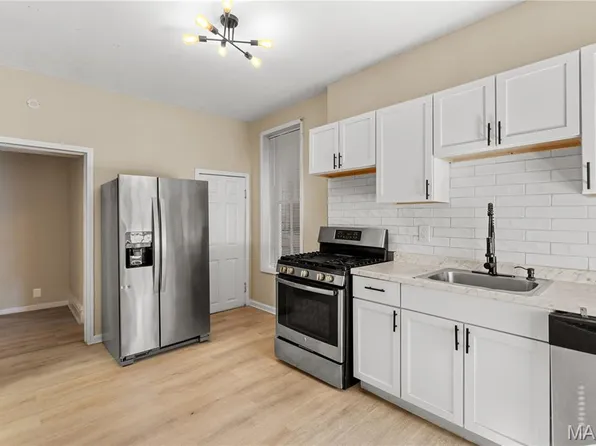 3834 Minnesota Ave, Saint Louis, MO 63118