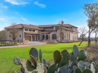 10717 Arrowhead Point Dr, Fort Worth, TX 76179