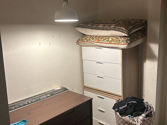 4th image of 583 Beacon St APT 1