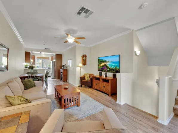 1353 Abbey Ln, San Marcos, CA 92078