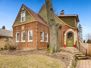 3513 Blanchan Ave, Brookfield, IL 60513