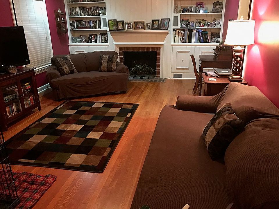 1st image of 307 Holston Dr