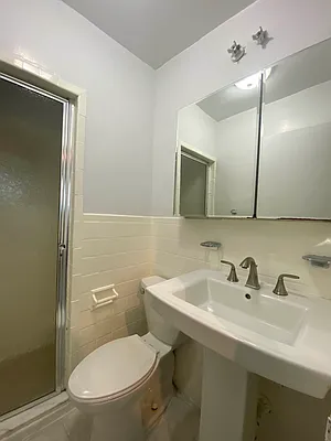 Rented by City Connections Realty | media 12