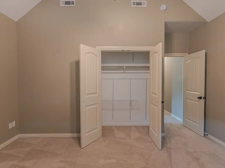 11049 Rausch Ct — Photo 32