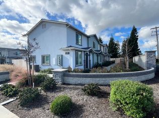 405 S Summit St #103, Visalia, CA